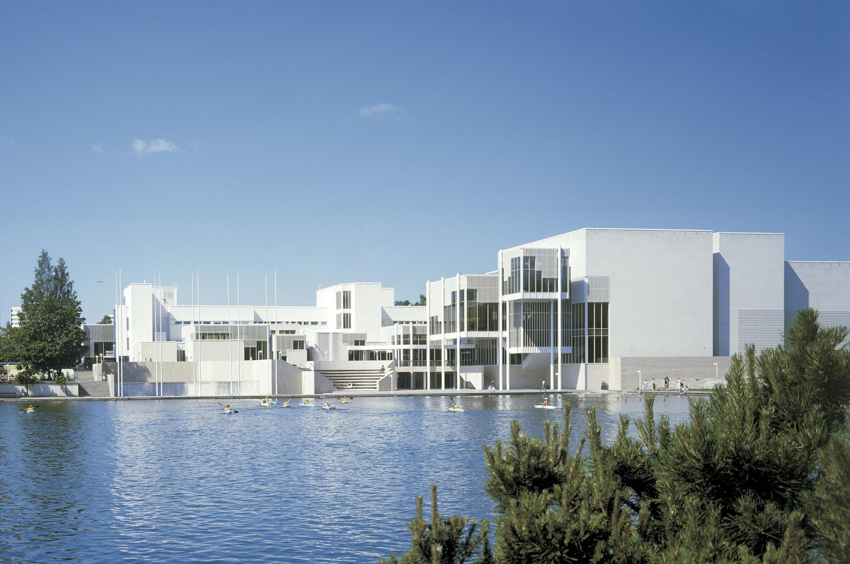 Espoo’daki iso omena alışveriş merkezi hakkında bilinmeyenler