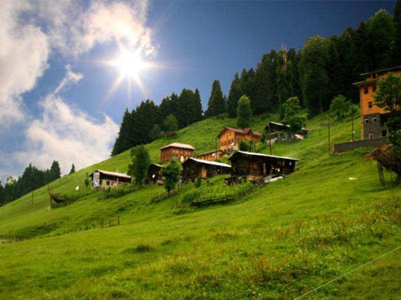 Ayder Yaylası’na Yakın Keşfedilecek Doğal Güzellikler