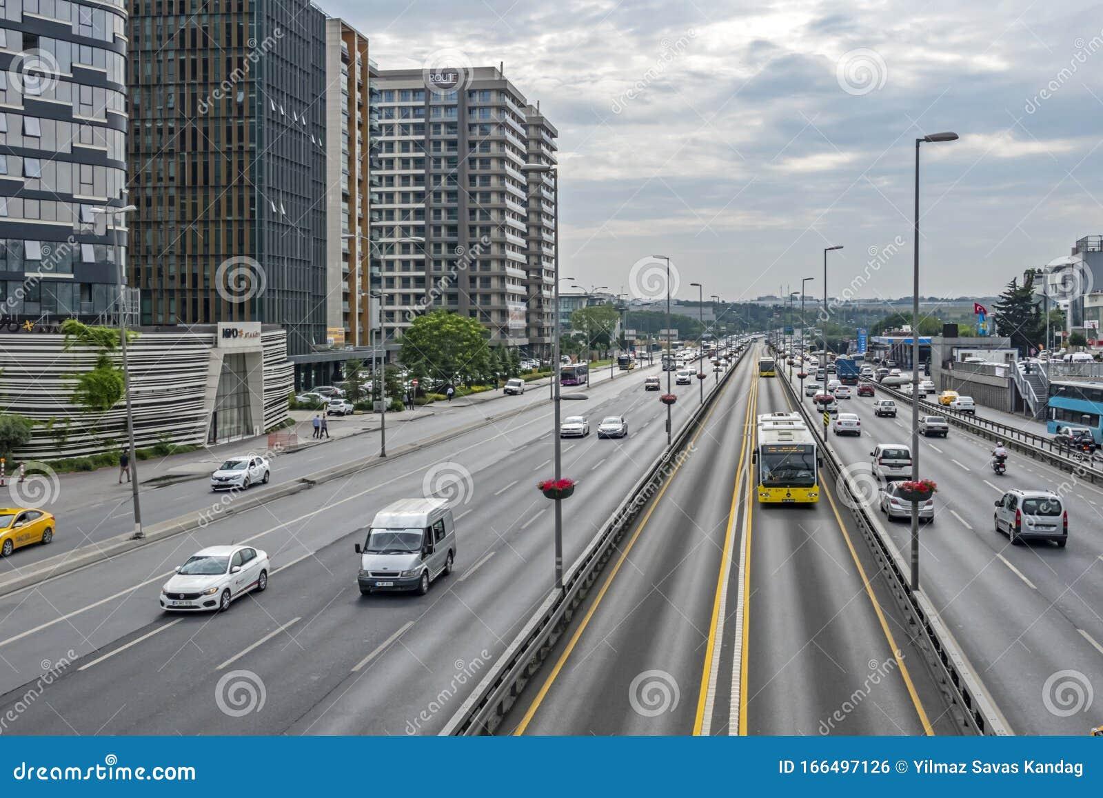 Yenibosnanın Gizli Cennetleri: Doğanın İçinde​ Şehir Deneyimi
