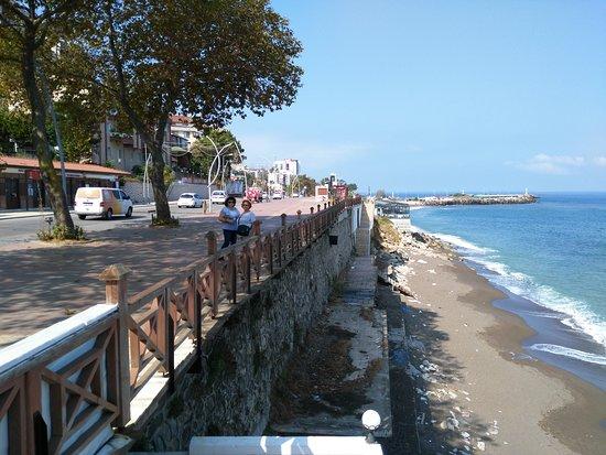 Akçakoca’nın gizli cennetleri: gezilecek yerler ve kahvaltı mekanları keşfi