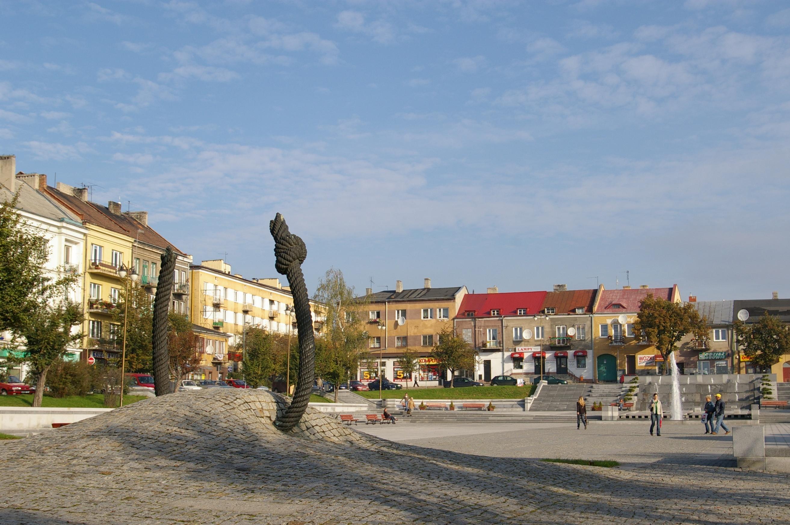 Ostrowiec Şwiętokrzyskinin Doğal‍ Güzellikleri ‍ve ‍Tarihi Mekanları
