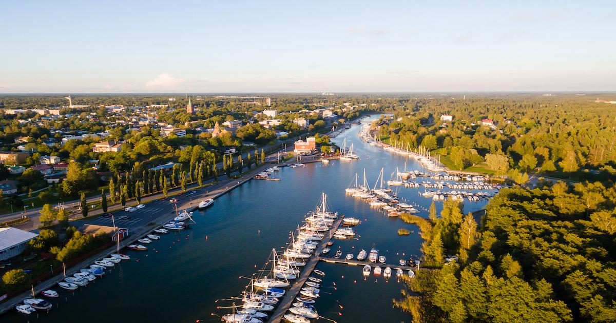 Uusikaupunkinin Tarihinde Yolculuk: ‍Gizli Hazineler ve⁣ Kültürel Miras